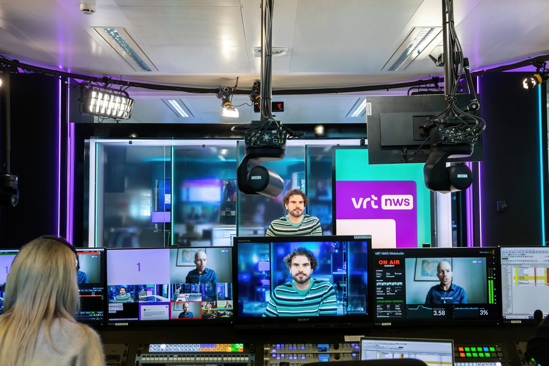 VRT NWS - Brand - VRT International